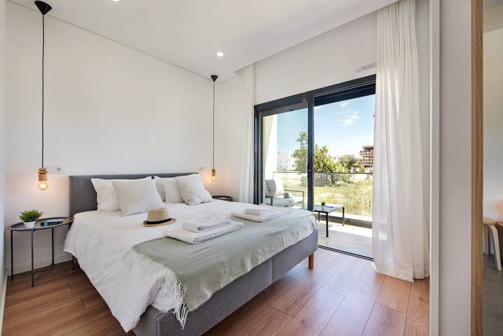 Ferienwohnung für 2 Personen, mit Pool und Balkon - 1