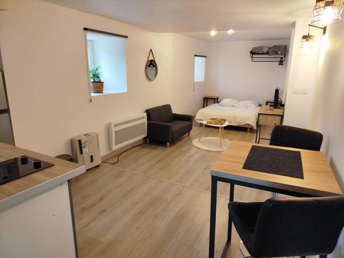 Gîte pour 2 personnes, animaux acceptés à Laval - 2