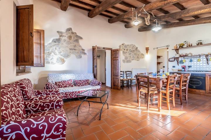 Agriturismo per 8 persone, con giardino in Maremma