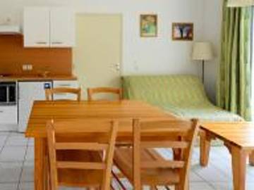 Camping pour 4 Personnes dans Rivières, Massif central, Photo 4