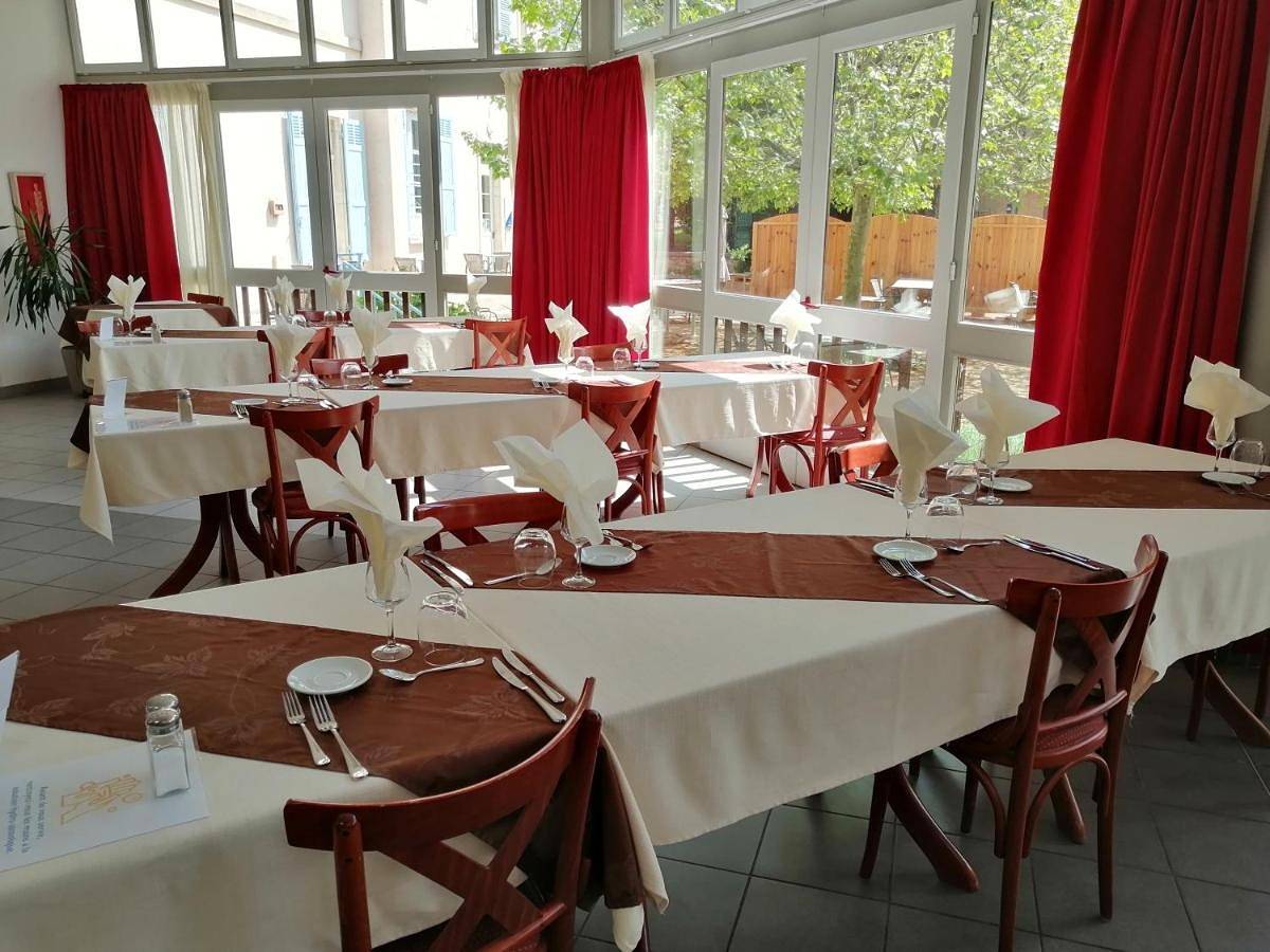 Double or Twin Room in Saint-Germain-au-Mont-d'Or, Lyon et ses environs