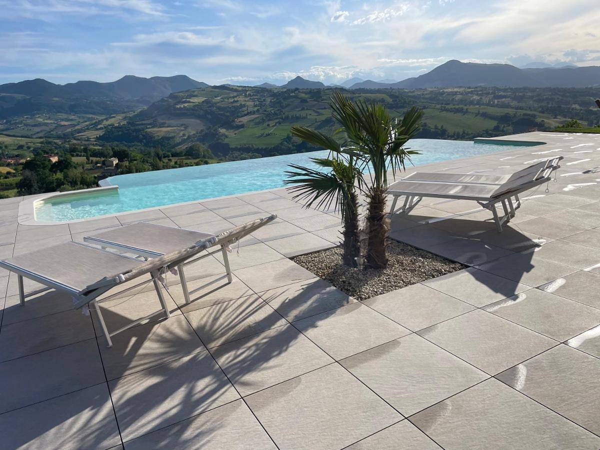 Appartamento intero, One-Bedroom Apartment in Cupramontana, Provincia di Ancona