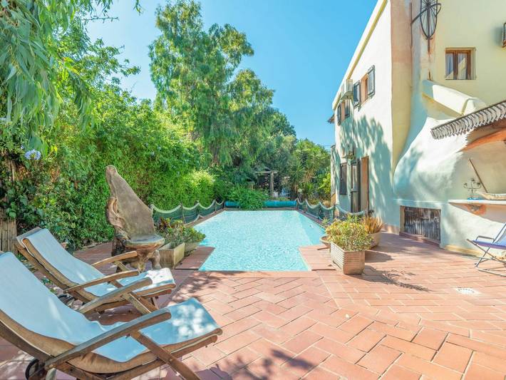 Villa per 14 persone, con giardino, con animali domestici in Valledoria
