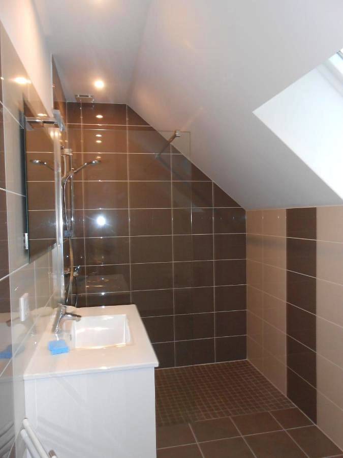 Location de vacances pour 7 personnes, avec vue et jardin à Brix - 3