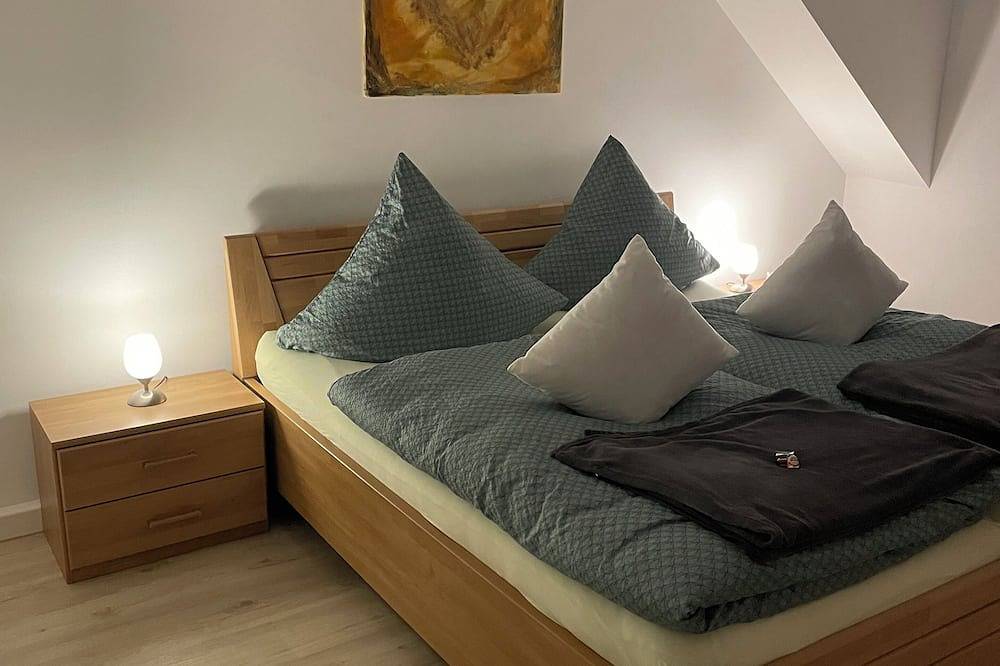 Ganze Wohnung, Gemütliche Ferienwohnung Dg in Klotten, Cochem-Zell