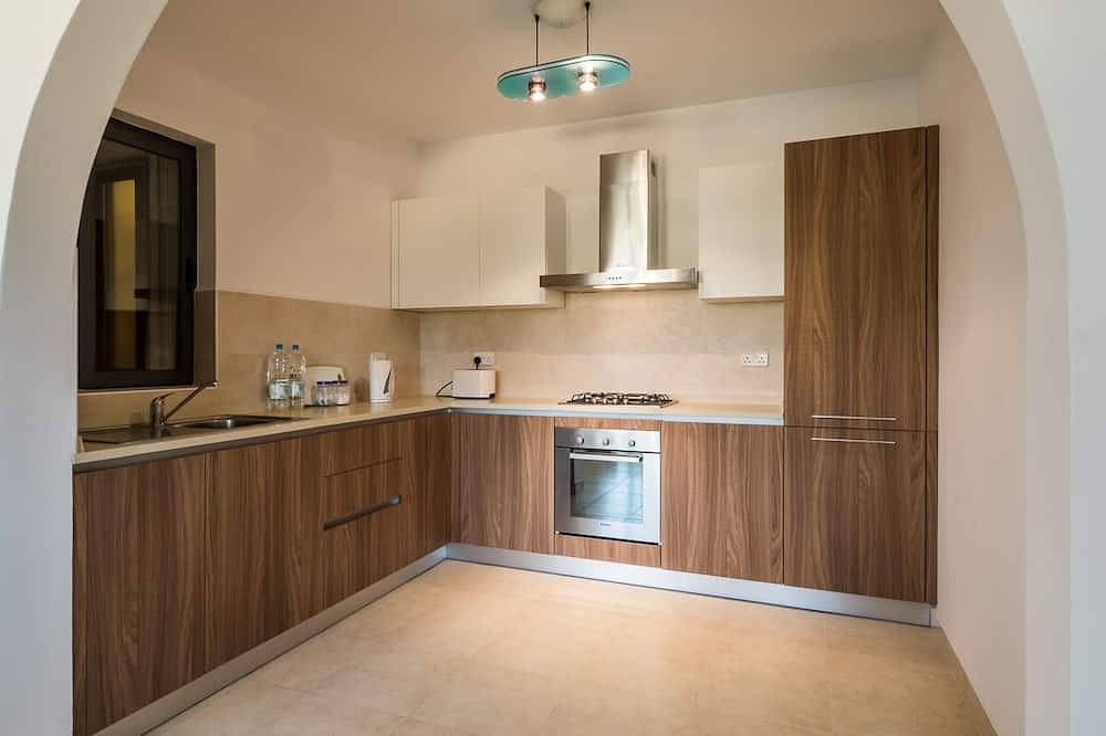 Apartamento entero, Apartamento moderno y confortable en Birzebbuga in Birżebbuġa, Isla de Malta