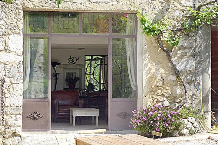 Location de vacances pour 9 personnes, avec piscine et jardin à La Garde-Adhémar - 4