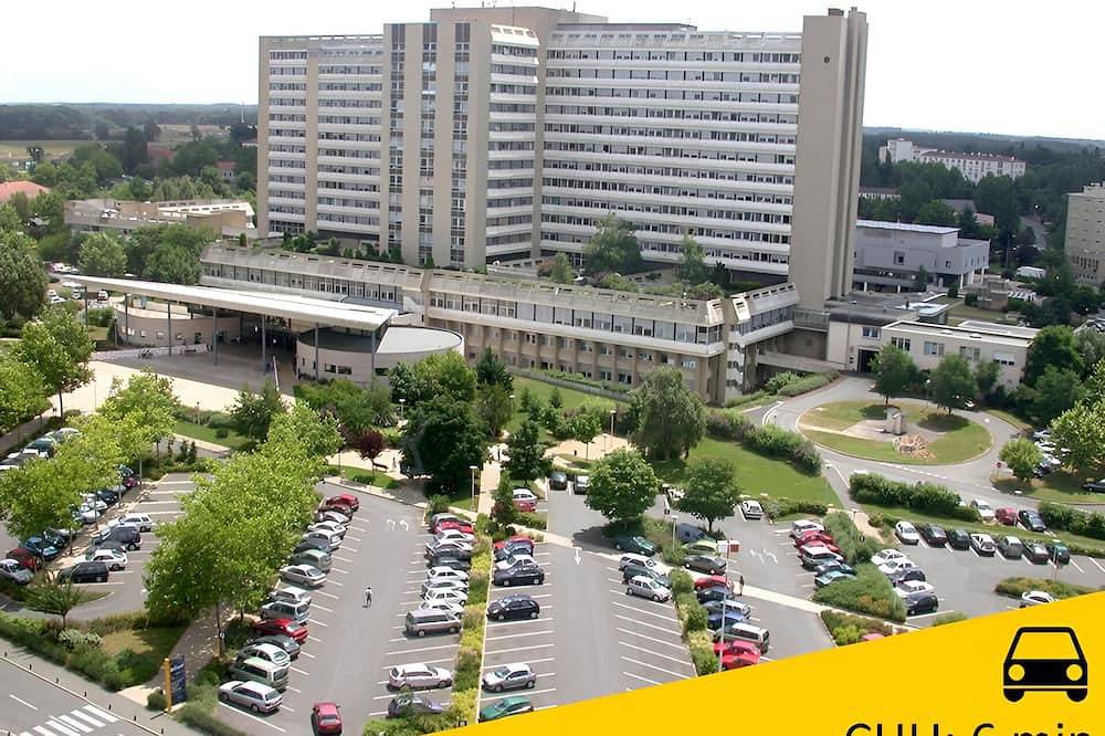 Entire apartment, Le Delta * Centre/Chu * private parking * Netflix / Wifi in Poitiers, Vienne