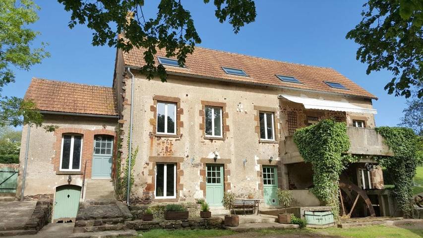 Cottage pour 3 personnes, avec jardin et vue, animaux acceptés à Chaillac