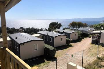 Camping pour 4 Personnes dans Boulouris, Saint-Raphaël, Photo 3