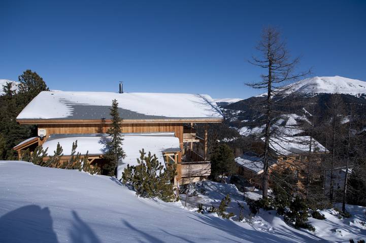 Ferienhaus # 1 mit Ir-Sauna, Whirlpool innen und Whirlpool außen in Stadl-Predlitz, Turracher Höhe