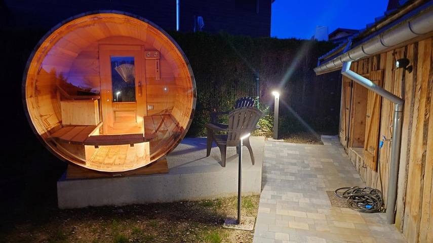 Chalet pour 6 personnes, avec sauna ainsi que vue et jardin
