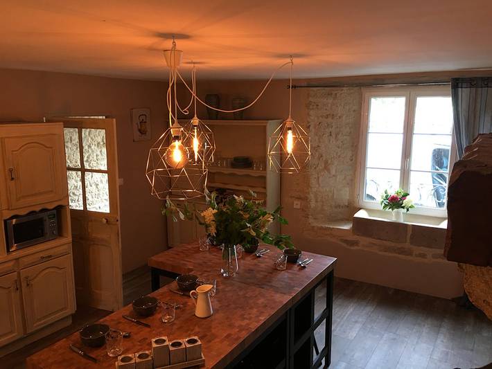 Gîte pour 8 personnes, avec terrasse ainsi que piscine et jardin à Picauville - 2