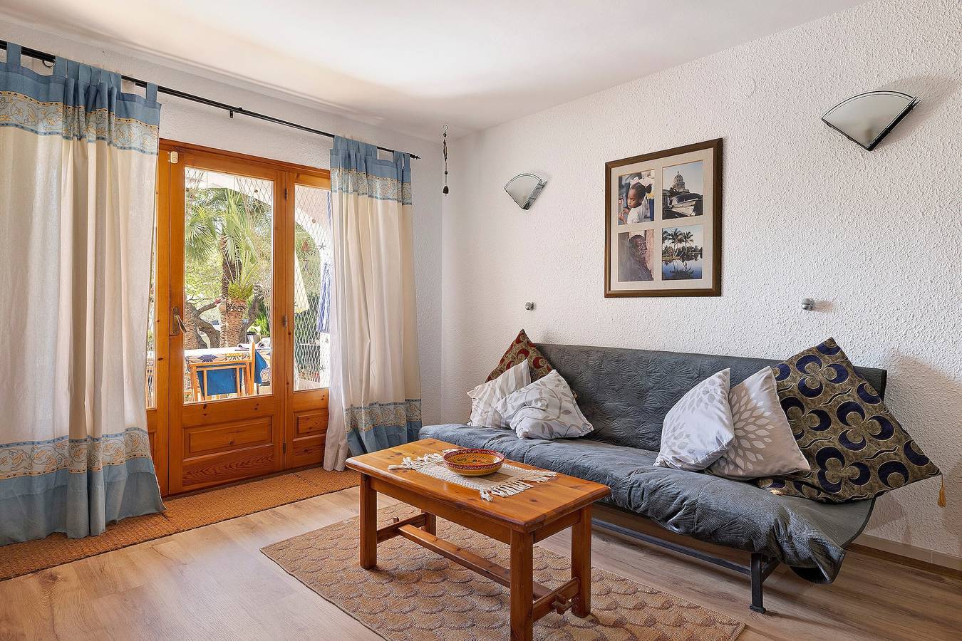 Apartamento entero, Casita Abrilcon con Jardin in La Ampolla, Costa Dorada