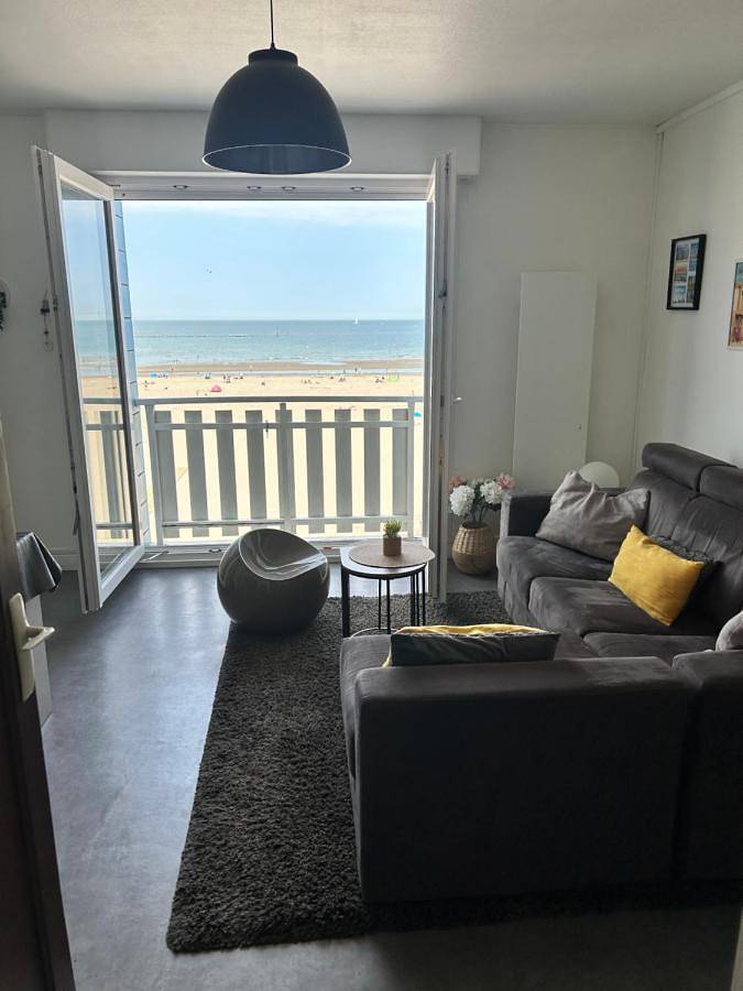 Ganze Wohnung, Appartement sur la plage de Malo les bains vue mer in Plage de Malo-les-Bains, Dünkirchen