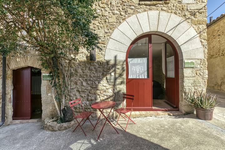 Ferienhaus 'Grans Paissatges' mit privater Terrasse, Balkon und WLAN in Bàscara, Oberampurien