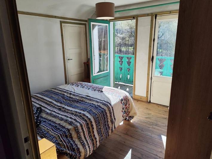 Gîte pour 2 personnes, avec jardin ainsi que vue et balcon à Aigueblanche - 4