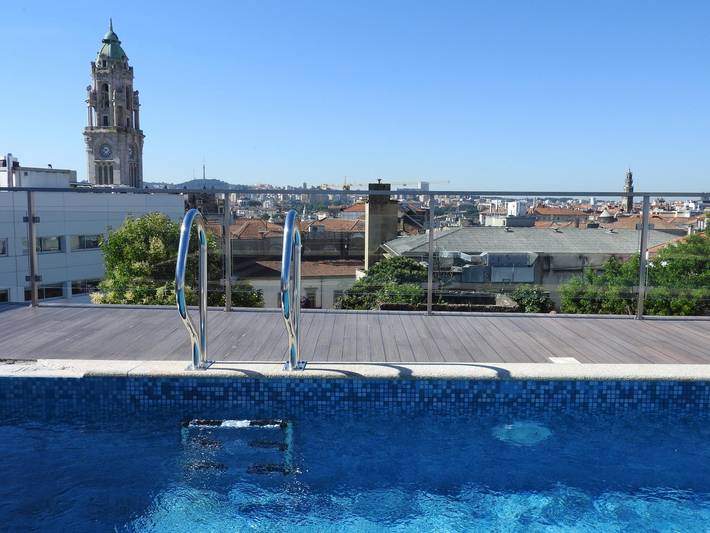 Loft voor 2 personen, met terras en zwembad in Porto