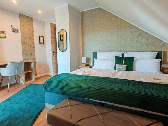 Ferienwohnung für 4 Personen, mit Balkon und Terrasse in Argenthal