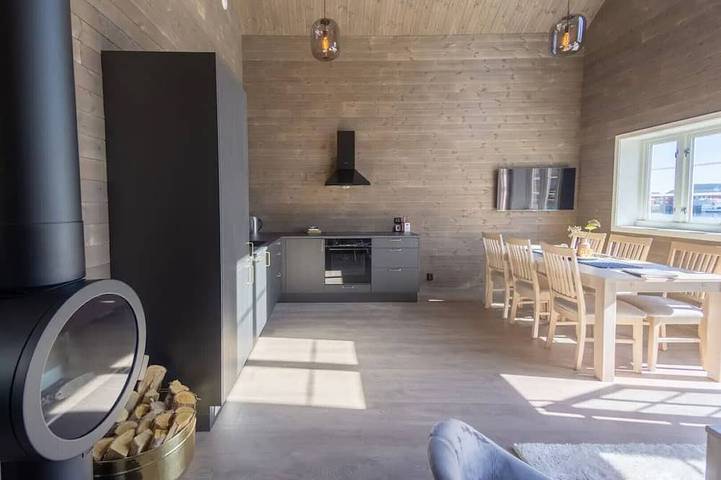 Blockhütte für 4 Personen, mit Garten auf den Lofoten