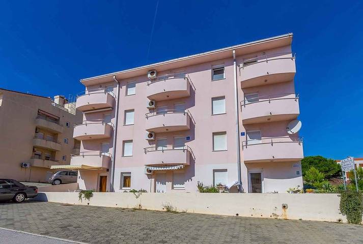 Ferienwohnung für 3 Personen in Premantura