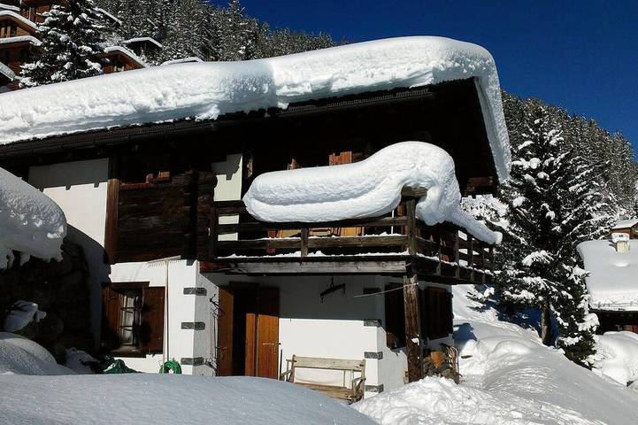 Ferienhaus für 8 Personen, mit Balkon und Garten