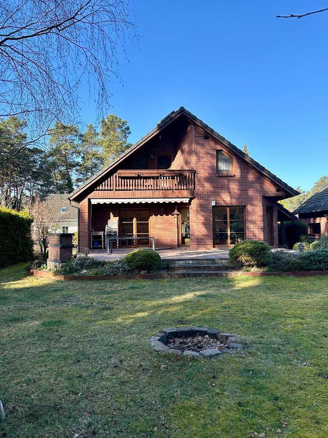 Ferienhaus für 6 Personen, mit Balkon und Terrasse sowie Garten und Ausblick in Borkheide