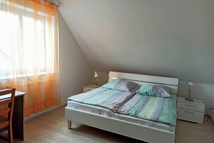 Ganze Wohnung, Rottenburg City 4 Zimmer mit Domblick in Rottenburg, Hohenzollern Radweg Region