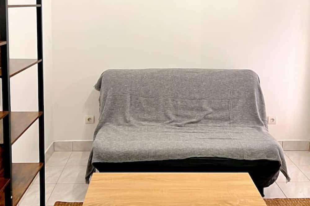 Entire apartment, Cosy Appart. just outside Paris in Villejuif, Val-de-Marne