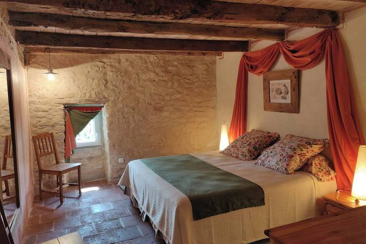 Location de vacances pour 6 personnes, avec piscine et balcon à Rouffiac - 3