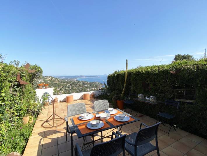 Gîte pour 4 personnes, avec vue sur l’océan ainsi que piscine et terrasse à Begur - 3