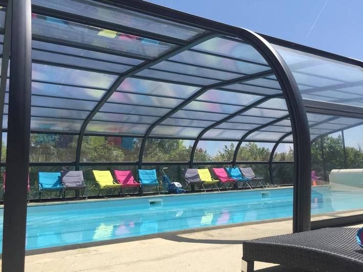 Location de vacances pour 4 personnes, avec jardin et bassin pour enfant ainsi que piscine et vue, animaux acceptés à Hénansal - 2