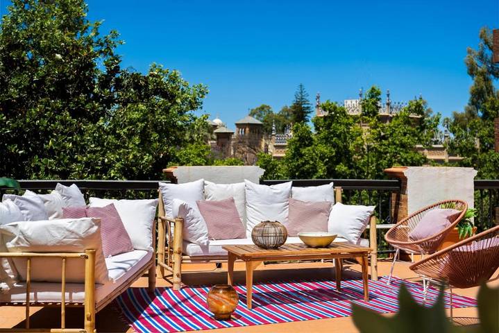 Casa rural para 15 personas, con Balcón y Terraza además de Jardín y Vistas en Tomares