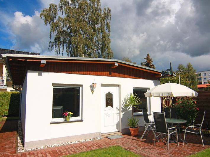 Bungalow für 4 Personen, mit Terrasse und Garten auf Usedom - 2
