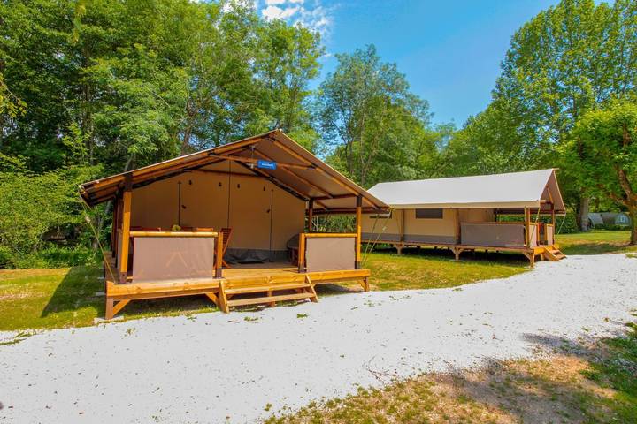 Tente pour 5 personnes, avec balcon/terrasse et terrasse dans le Lot - 3