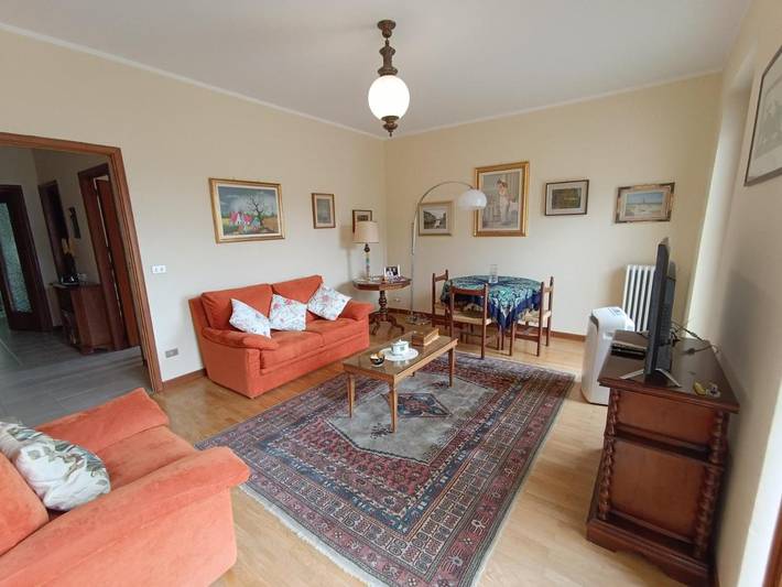 Gîte pour 3 personnes, avec vue et balcon à Varallo - 3