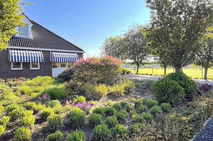Ferienhaus für 2 Personen, mit Terrasse und Garten in Velden