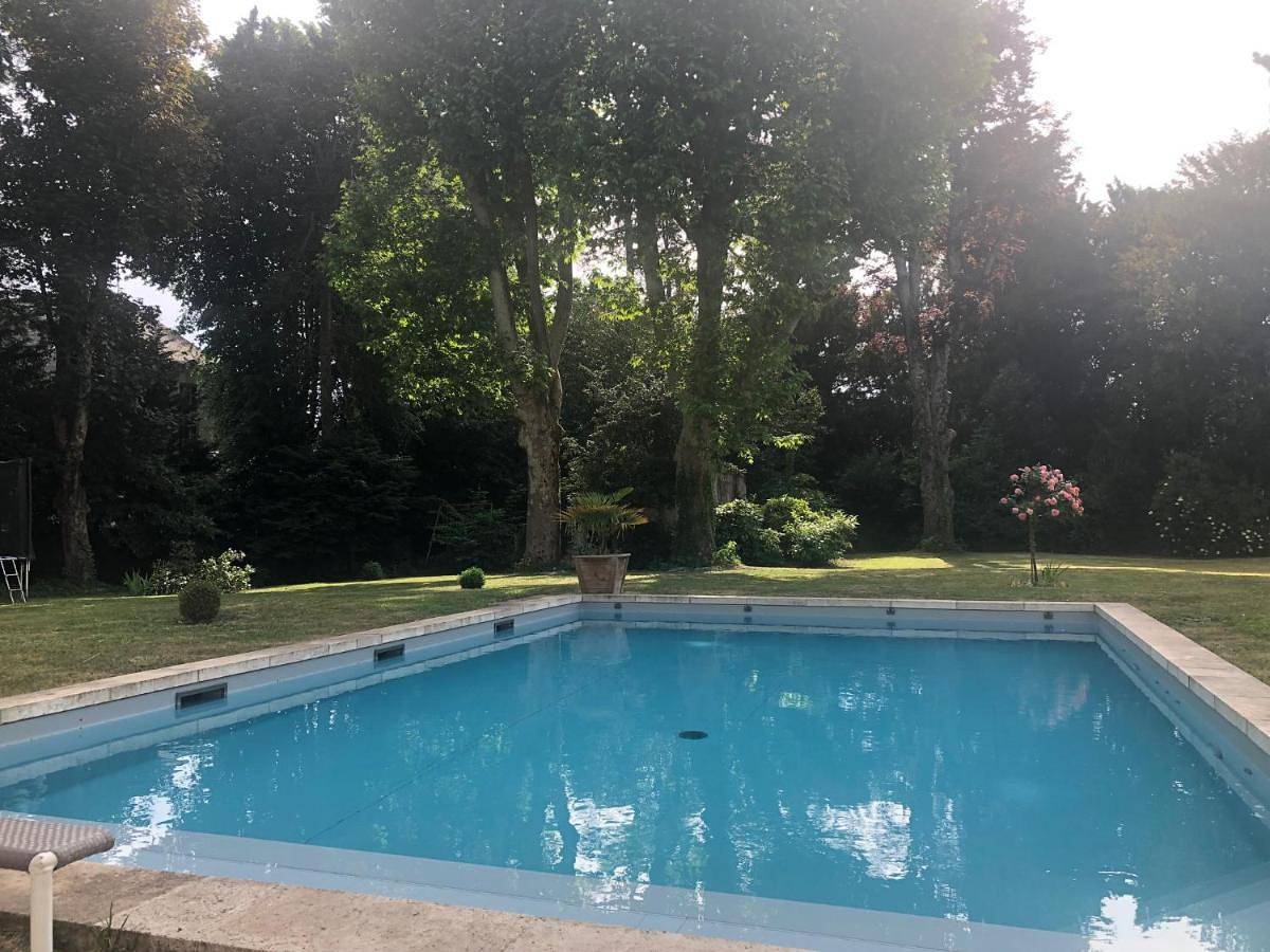 Superior Twin Room in Saint-Cyr-sur-Loire, Région de Tours