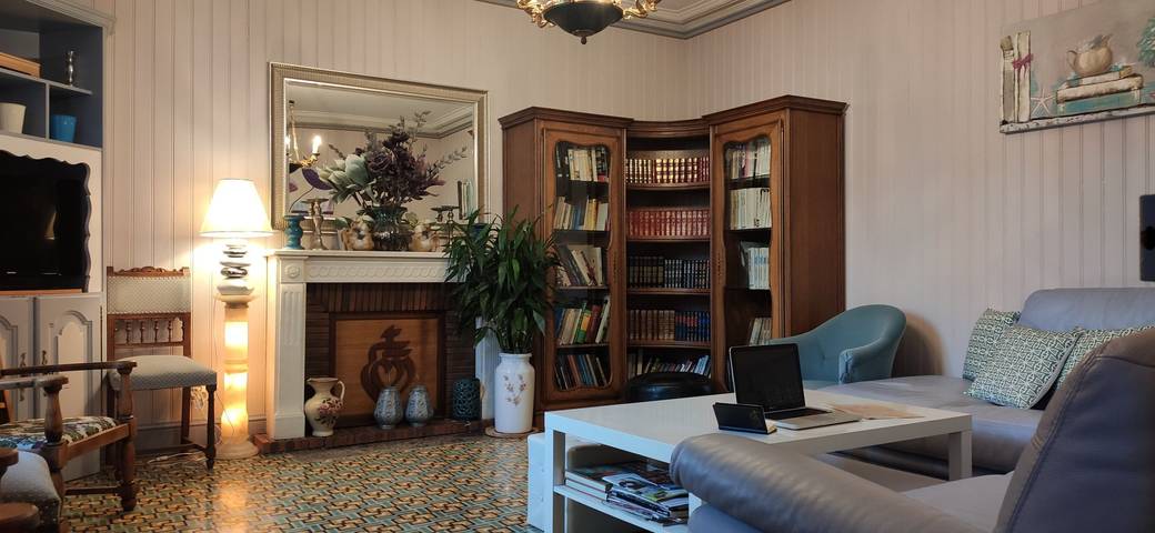 Gîte pour 14 personnes, avec terrasse et jardin à Les Châtelliers-Châteaumur - 3