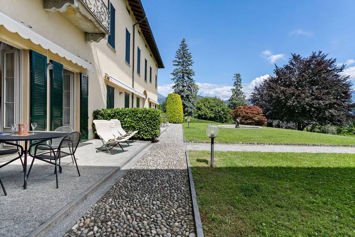 Ferienwohnung für 4 Personen, mit Garten und Seeblick in Gemeinde Menaggio