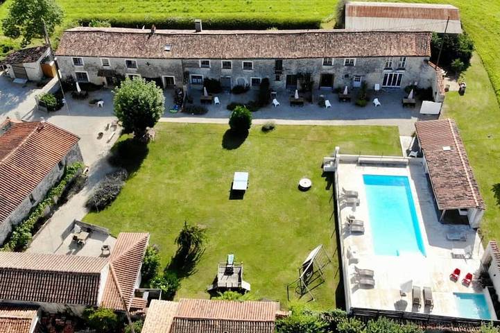 Maison de vacances pour 6 personnes, avec piscine et jardin, animaux acceptés
