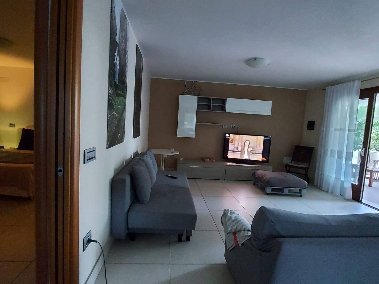 Entire apartment, Unterkunft in der 'Villa Luigi' mit oberirdischem Pool in Poggio dei Pini, Capoterra