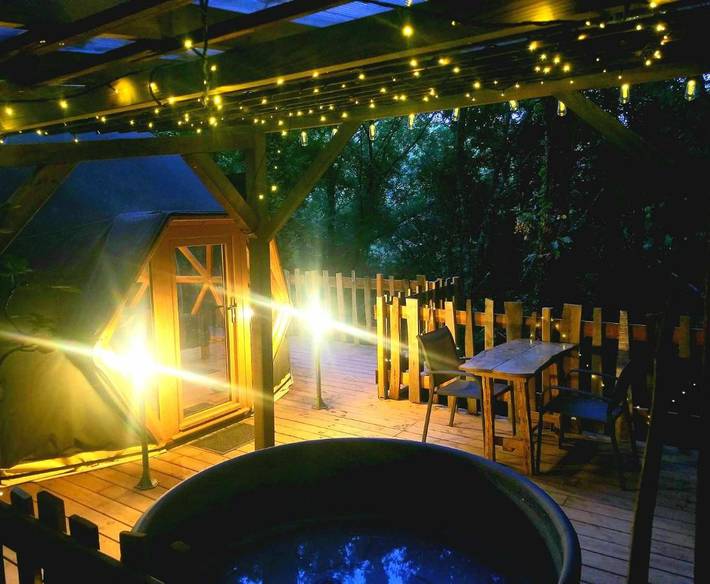 Location de vacances pour 2 personnes, avec jardin ainsi que terrasse et jacuzzi, adapté aux familles à Réquista - 4