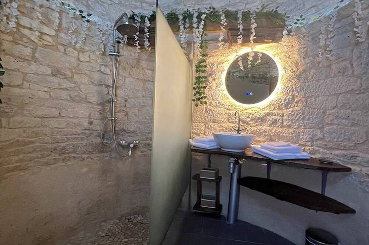 Location de vacances pour 7 personnes, avec jardin à Lavaurette - 4