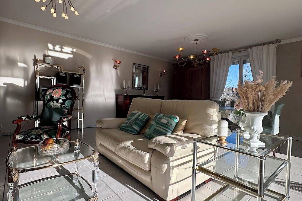 Ganze Wohnung, Casa Cardinal-Grand T3 secteur Hôpital/Centreville in Brive-la-Gaillarde, Brive-la-Gaillarde und Umgebung