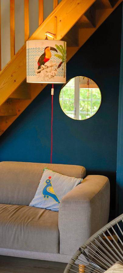 Location de vacances pour 12 personnes, avec terrasse ainsi que piscine et jardin à Charras (homonymie) - 4