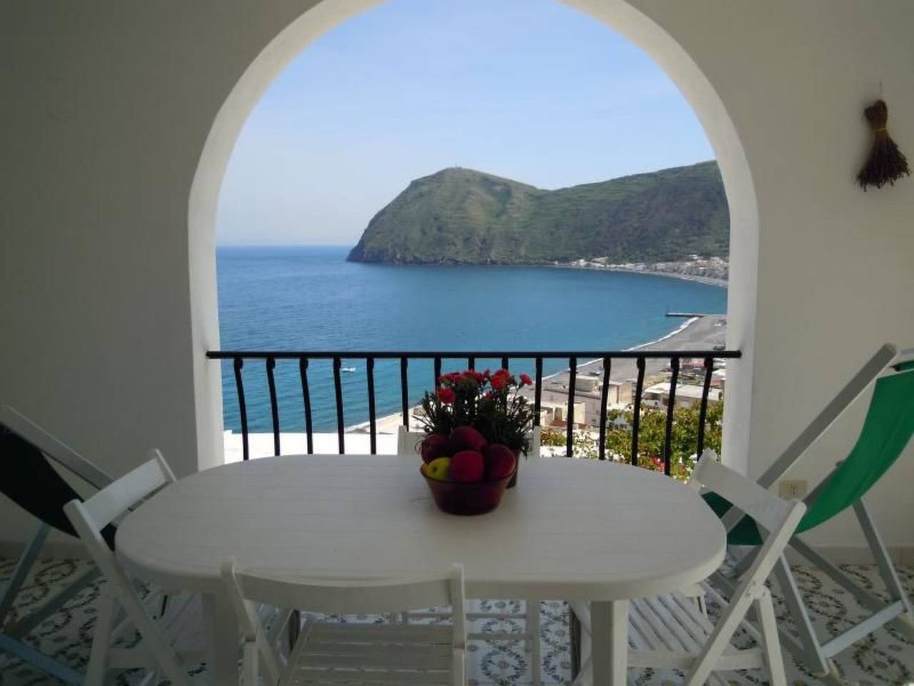 Appartement entier, Appartement confortable avec balcon, barbecue et plage à proximité in Lipari