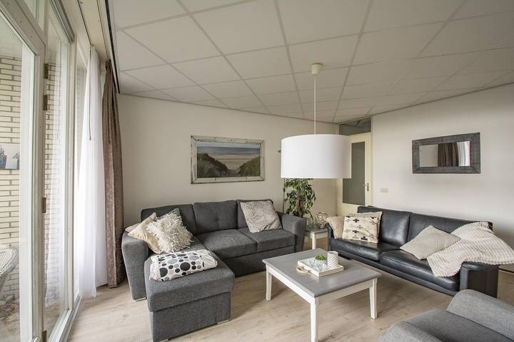 Ferienhaus für 4 Personen, mit Balkon/Terrasse und Terrasse sowie Garten in Julianadorp