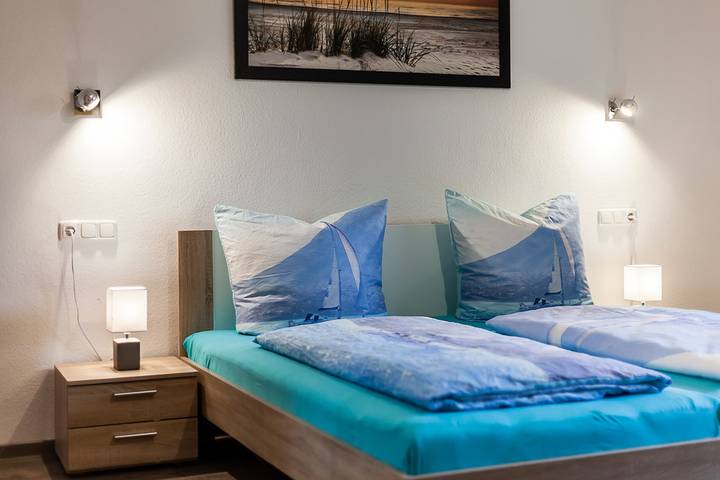 Ferienwohnung für 5 Personen, mit Terrasse und Garten in Klein Zicker