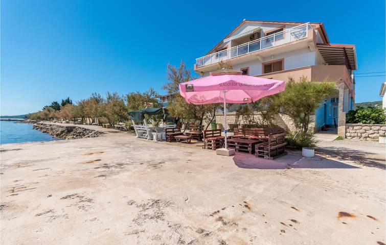 Ferienwohnung für 4 Personen, mit Terrasse auf Pasman - 2